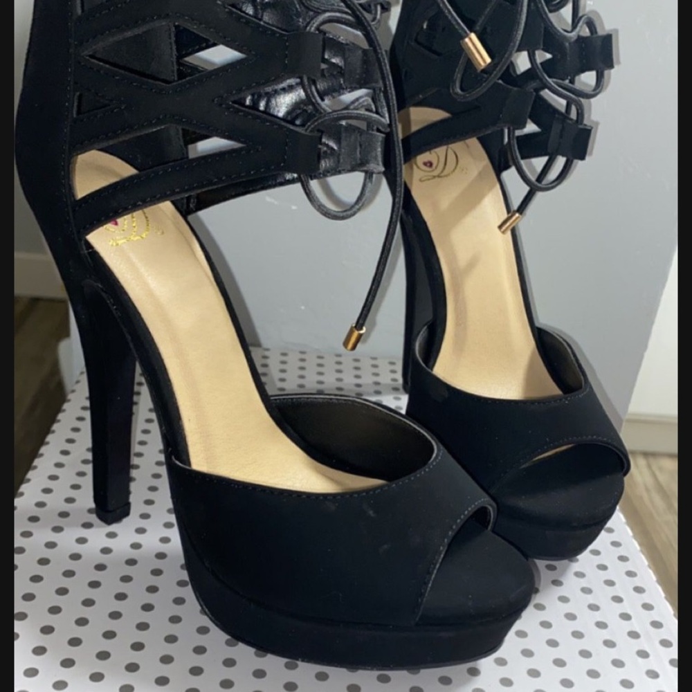 Women heels